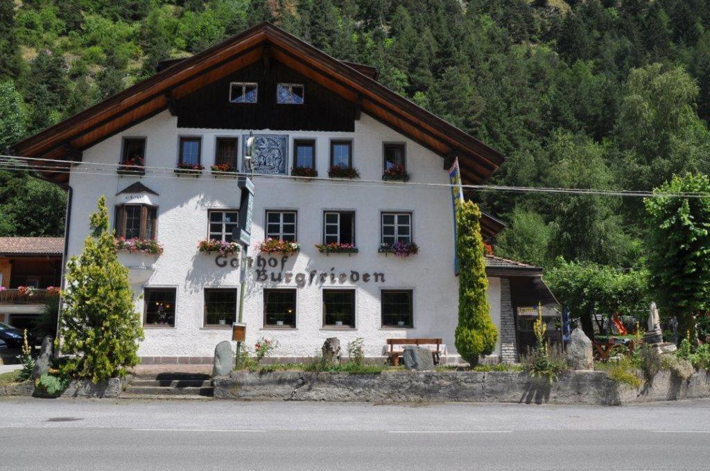 ホテル Burgfrieden ヴィピテーノ エクステリア 写真